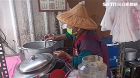 為養2中風兒...嘉義8旬嬤扛家計　網揪用新台幣下架：讓阿嬤早點回家。（圖／網友授權提供）