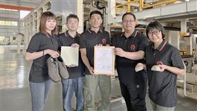 澳豐複材成為「全台首家取證」的熱塑複材公司。（圖／澳豐複材提供）