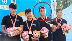 陳俞安,陳俞安媽媽,龍舟天菜,殯儀館（圖／翻攝畫面）