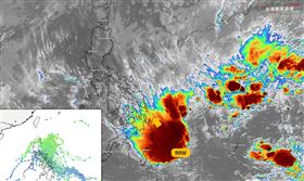 菲律賓東南方有一個熱帶擾動99W正在發展，挑戰第1號「珊瑚」颱風碰運氣。（圖／翻攝自台灣颱風論壇｜天氣特急）