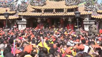 白沙屯媽祖回程僅3天！香燈腳做趕路準備