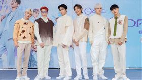 Ozone子翔、哲言、佳辰、煥鈞、祖安和文廷今在台北舉辦簽唱會（圖／索尼提供）