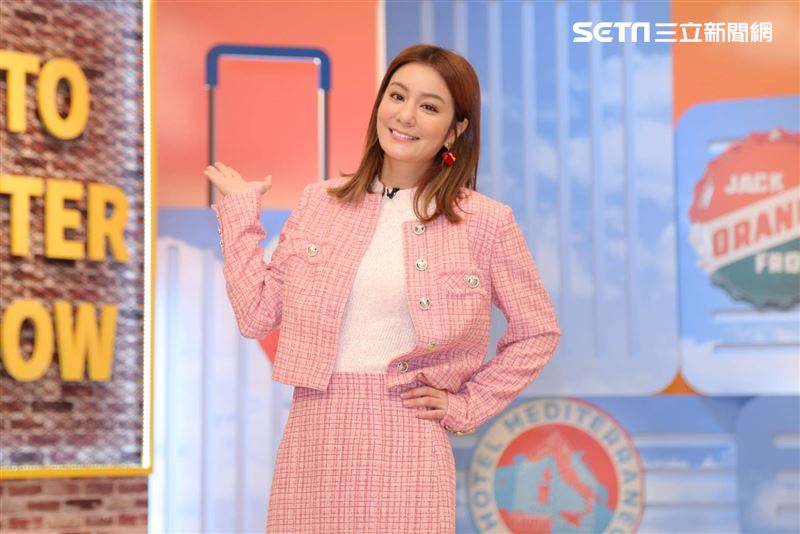 郭彥均、莎莎出席《WTO姐妹會》新春改版錄影記者會。 （圖／記者楊澍攝影）