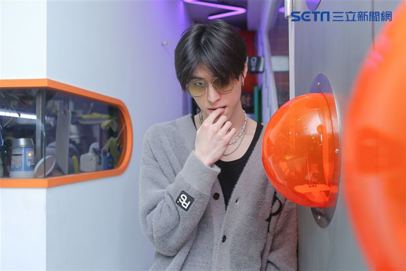 成晞三立新聞網專訪。 （圖／記者楊澍攝影）