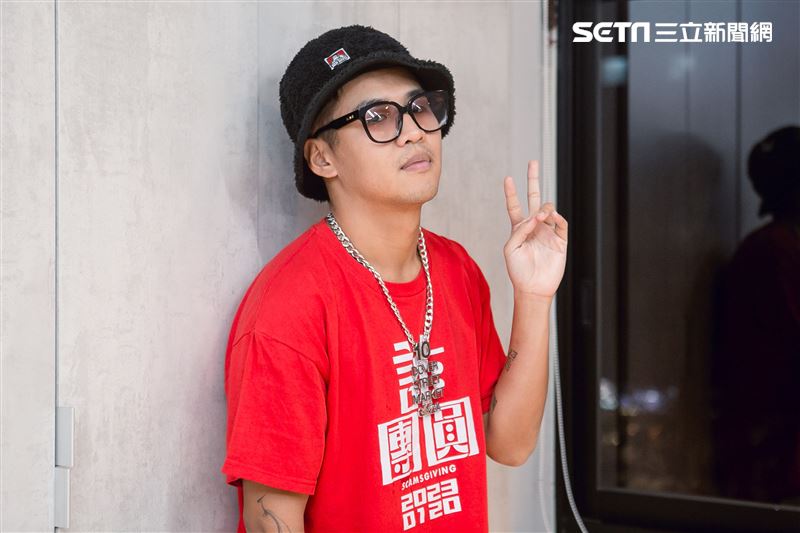 屁孩、盧以恩三立新聞網專訪。 （圖／記者楊澍攝影）