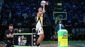 ▲哈利柏頓（Tyrese Haliburton）三分球大賽首輪投進31分。（圖／路透社／達志影像）