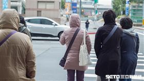 天氣/冷氣團(記者陳弋攝影)