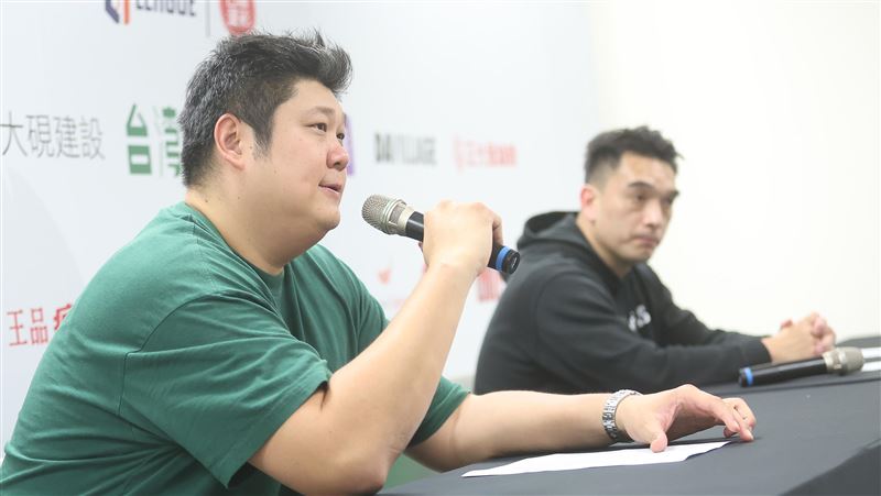 桃園|T1爆衝突「12人被驅逐出場」！台啤哈孝遠致歉：將嚴懲球員和教練 | 運動 | 三立新聞網  SETN.COM