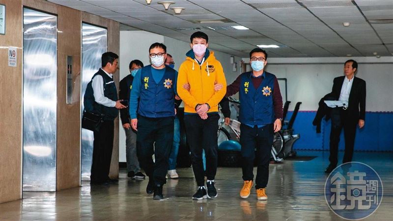 逼藝人球星拍不雅片　最變態漁夫竟是舍監
