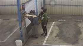 彰化地區，自助洗車廠，投幣機大盜，業者人心惶惶，慣竊(圖／翻攝畫面)