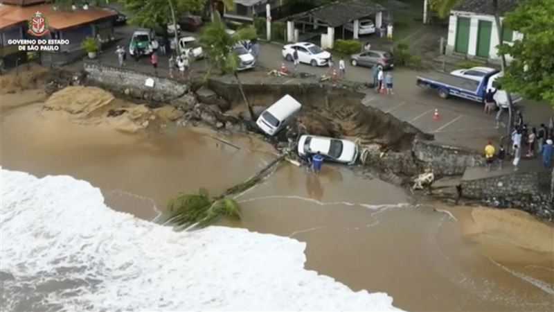 巴西暴雨引洪患山崩36死　5城鎮緊急狀態