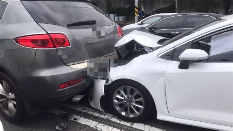 女子酒駕追撞3車　台畜名譽董事長也受害