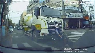 阿伯硬切視線死角　預拌車猛撞爆頭瞬間曝