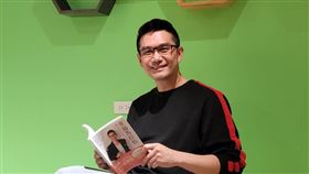 前理事何戎不捨《藝起發光》教會被外界汙名化。（圖／記者游定剛拍攝）