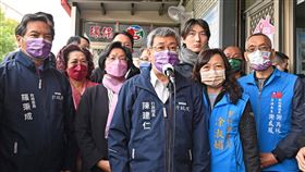 行政院長陳建仁今（21)上午參訪「彰化縣秀水鄉馬興社區發展協會」。（圖／行政院提供)