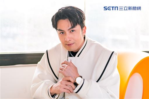 張雁名三立新聞網專訪。 （圖／記者楊澍攝影）