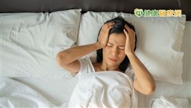 睡不好不只是失眠，包含中間會醒來超過2次以上，容易作夢、早上起床仍覺得沒睡飽…這些都代表著睡眠品質較差。