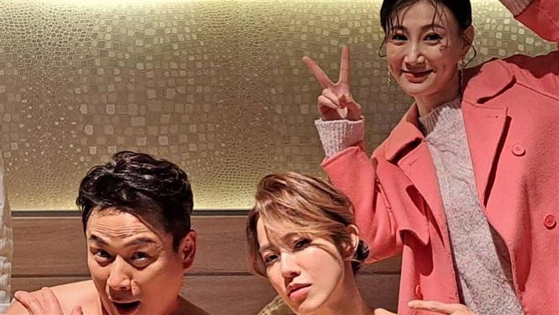 8點檔女神全裸床照流出　霸氣喊：我負責