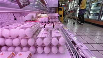 直擊賣場！店員曝「這時段」買蛋到機率高