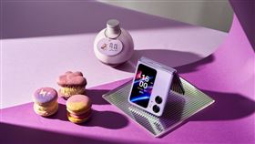 OPPO x Melting Finger x 發發，跨界聯名推出「紫感下午茶」組合