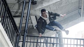 郭富城動作戲親自上陣。（圖／華映提供）