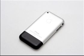 First Generation iPhonehttps://www.flickr.com/photos/mac_users_guide/3680480234/in/photolist-6BeqxL-JnWz1b-53DE1c-53DDNB-6B1vPy-binsBK-bzo7Zm-2kLVsmD-5sqL6i-5sY53Y-C4JrrL-9M2QU4-23ECMd-6AWkic-6B1w3y-2