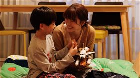 《聖誕夜奇蹟》馬念先、朱芷瑩、童星洪君昊（圖／公視台語台提供）
