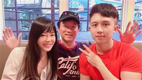 狄鶯,孫鵬,孫安佐,直播。翻攝自臉書