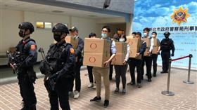 去年上半年沒入市價9千萬的毒品，今天早上在霹靂小組荷槍實彈押送下銷毀。（圖／翻攝畫面）