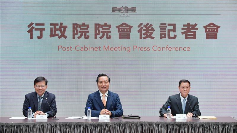 政院拍板：亡故官兵未成年子女加發撫恤金