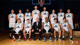 谷毛唯嘉、邱子軒期待明星賽能跟魔獸搭配。（圖／T1聯盟提供）