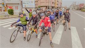 主大溪奏天宮所組成的「奏天車隊」共有30名車手參賽。（圖／96聯賽提供）