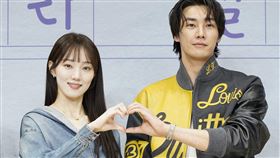 李聖經和金英光。（圖／Disney＋提供）