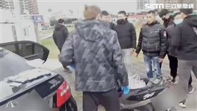 新北張男偕江姓友人販售海賊王圖樣的毒咖啡包遭逮。（圖／翻攝畫面）