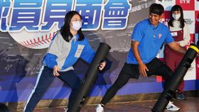 世界健身在台中舉辦世界棒球經典賽球迷見面會。（圖／世界健身提供）