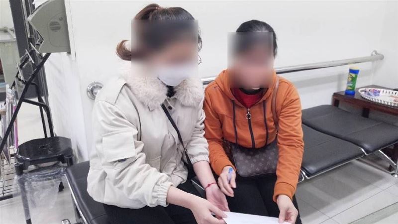 越南女大生陪逾期居留病母投案　內有洋蔥