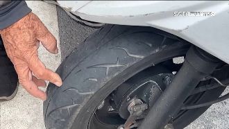 車輪沒胎紋還租人！遊客爆騎到半路爆胎