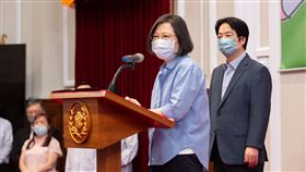 蔡英文、賴清德出席111年總統府暨國家安全會議員工家庭日。（圖／總統府提供）