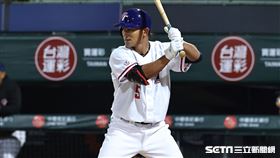 ▲世界棒球經典賽，台灣隊首場熱身賽對戰樂天桃猿，內野手林子偉。（圖／記者劉彥池攝影）