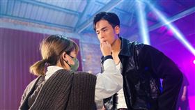 The Punch Production 提供