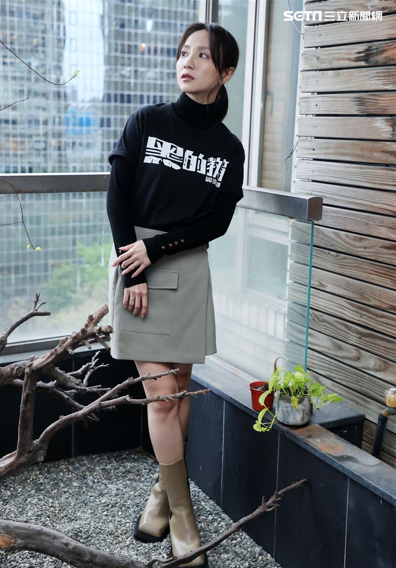 張寗三立新聞網專訪。（記者邱榮吉/攝影）