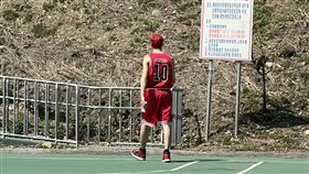 苗栗球場驚見櫻木花道
圖/翻攝自路上觀察學院臉書