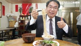 台南,啞吧麵,瘖啞人士,林春峯,退休,麻醬麵,女兒,