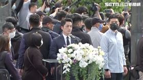 蔣萬安出席台北市二二八事件76周年紀念會致詞時遭遇抗議