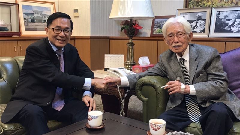 悼念辜寬敏　陳水扁、陳菊到場寫下這句話