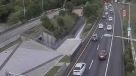 時速僅39km！國5「北向紅通通」塞到19時