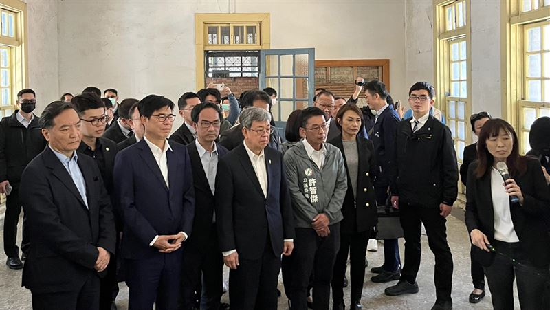 紀念228　陳建仁至高雄不義遺址視察