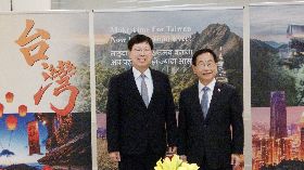 劉揚偉拜會駐印度代表葛葆萱