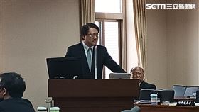 內政部長林右昌今（1）日赴立法院內政委員會備詢。（圖／記者盧素梅攝影)