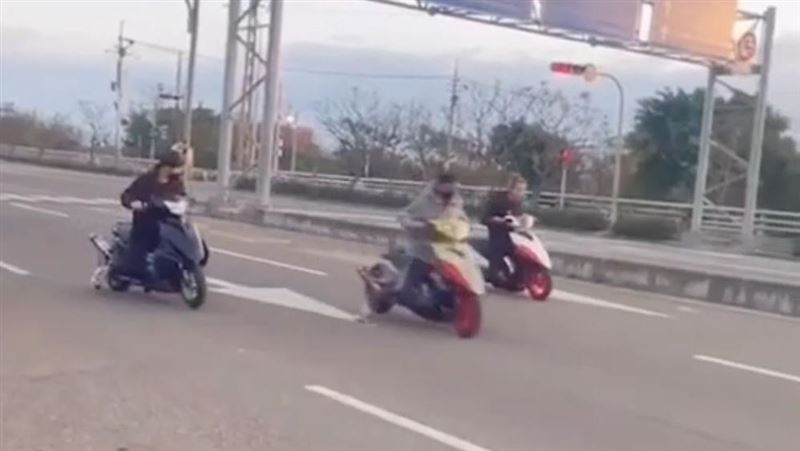 桃加值園區連假變空城　25秒飆車畫面流出